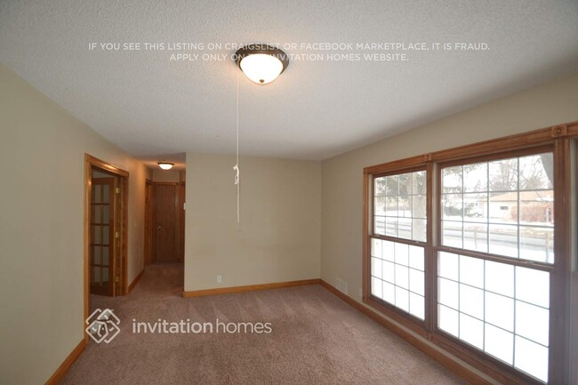 6432 Hampshire Ave N in Minneapolis, MN - Building Photo - Building Photo