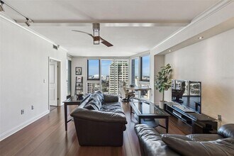 1 Beach Dr SE in St. Petersburg, FL - Building Photo - Building Photo