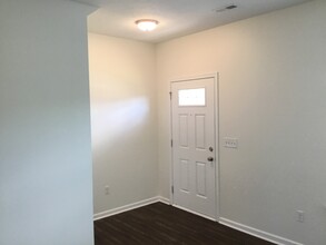 1395 Apple Farm Dr in Amelia, OH - Building Photo - Building Photo