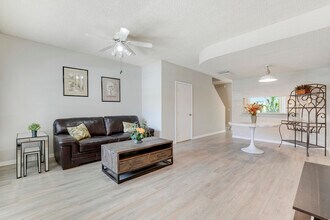 819 Kokomo Key Ln in Delray Beach, FL - Building Photo - Building Photo