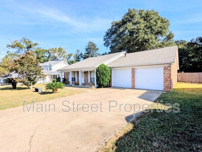 property at 512 Quail Nest Ln