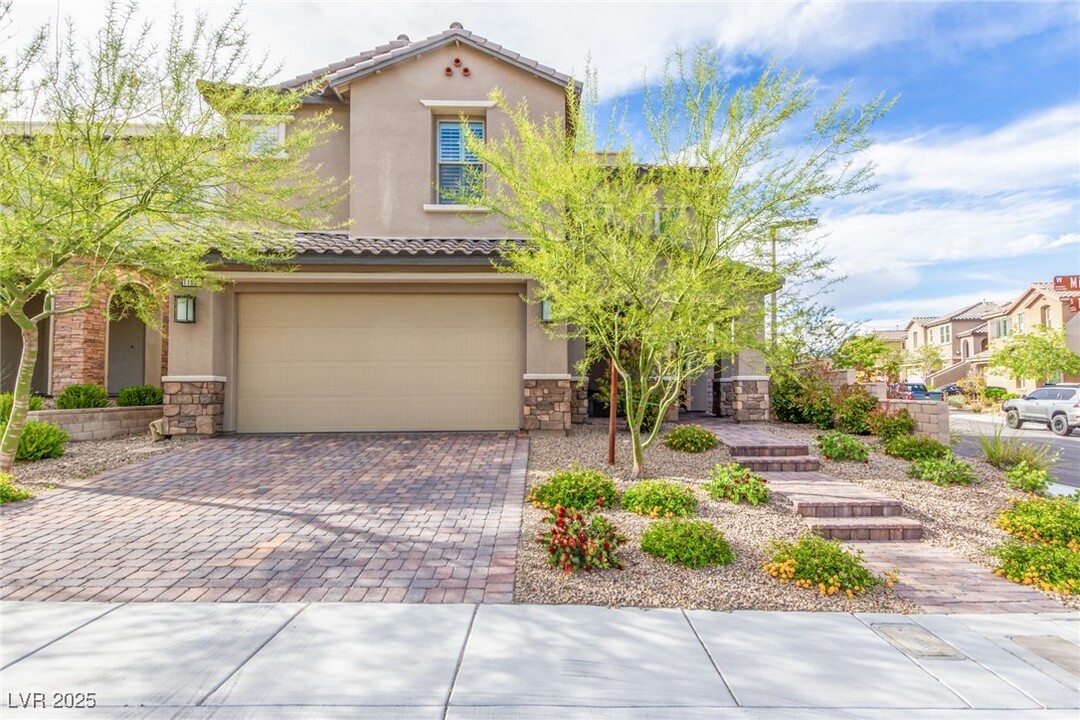 11824 Mino Rio Ave in Las Vegas, NV - Building Photo