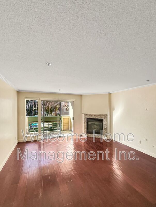 property at 2550 Oak Rd