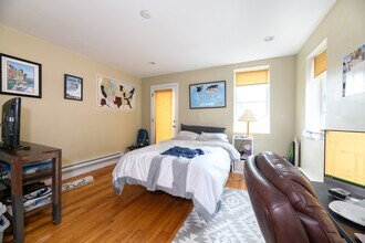 57 Otis St in Cambridge, MA - Building Photo - Building Photo