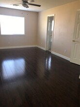 2844 Morningmist Ln in Dickinson, TX - Building Photo - Building Photo