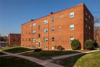 Northwood Gardens in Washington, DC - Foto de edificio - Building Photo