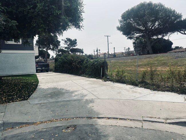 4626 W 166th St in Lawndale, CA - Building Photo - Building Photo