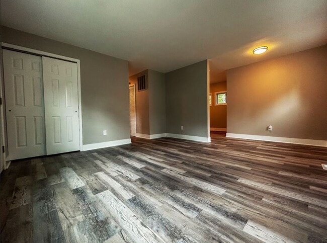 2424 Marshalltown Dr in Gary, IN - Building Photo - Building Photo