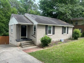 1810 Atascadero Dr in Columbia, SC - Building Photo