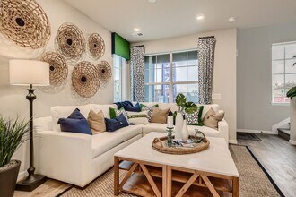 8418 Rizza St in Highlands Ranch, CO - Building Photo - Building Photo