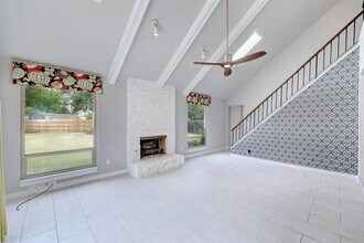 10408 Doering Ln in Austin, TX - Building Photo - Building Photo