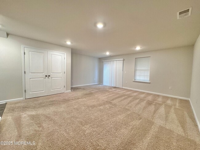 89 Melanie Wy in Stafford Township, NJ - Building Photo - Building Photo
