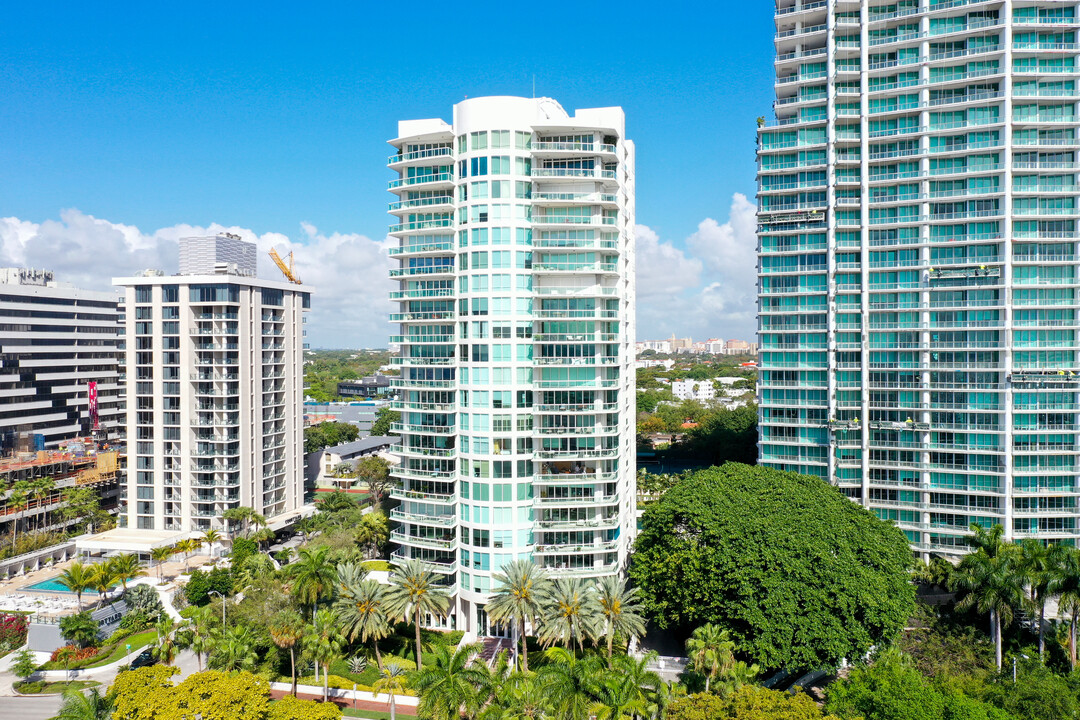 Grove Hill in Miami, FL - Building Photo