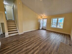 5875 Granby Hill Dr in Colorado Springs, CO - Foto de edificio - Building Photo