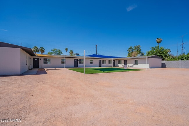 37 E El Parque Dr in Tempe, AZ - Building Photo - Building Photo