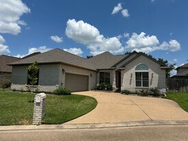 4413 Hearst Ct in College Station, TX - Building Photo