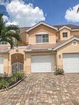 28630 Carriage Home Dr in Bonita Springs, FL - Building Photo