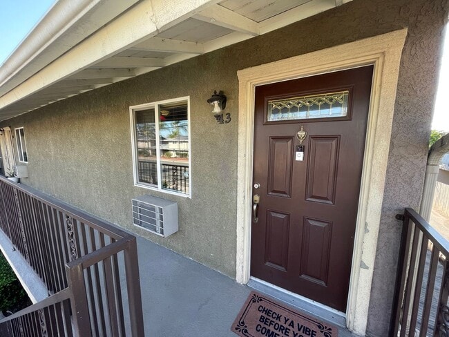 property at 800 N Mollison Ave