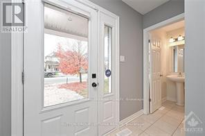 635 Clearbrook Dr in Ottawa, ON - Building Photo - Building Photo