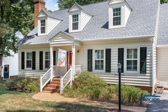 5709 Grove Forest Ct in Midlothian, VA - Building Photo - Building Photo