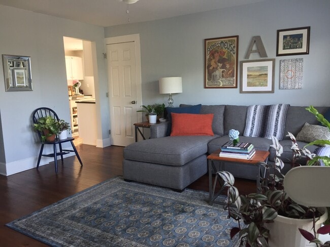 46 Riverside Dr in Fairfield, CT - Building Photo - Building Photo