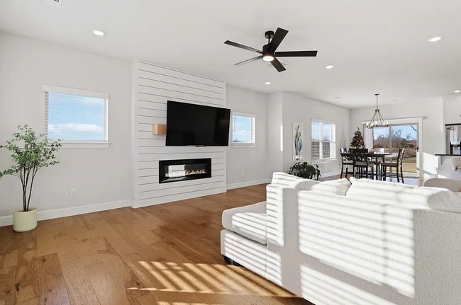 1271 Bootleg Rd in Bentonville, AR - Building Photo - Building Photo