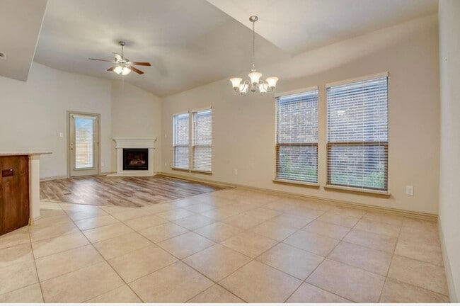 6911 Nava in Grand Prairie, TX - Building Photo - Building Photo