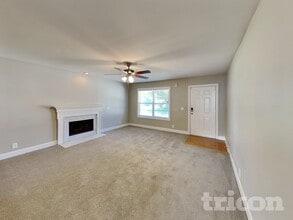 947 Lavergne Ln, Unit 307 in La Vergne, TN - Building Photo - Building Photo