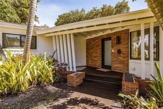 454 NE 93rd St in Miami Shores, FL - Building Photo - Building Photo