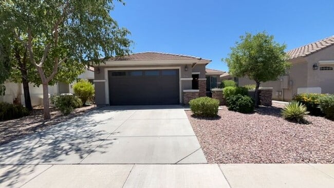 property at 4425 E Los Altos Dr