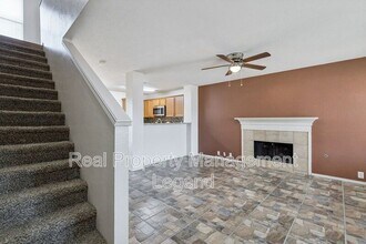 1400 Caleo Dr in Red Oak, TX - Building Photo - Building Photo