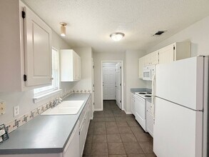 6519 Eagle Crest Dr in Milton, FL - Building Photo - Building Photo