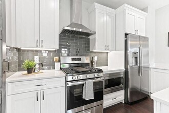 1513 Oak St in Columbus, OH - Foto de edificio - Building Photo