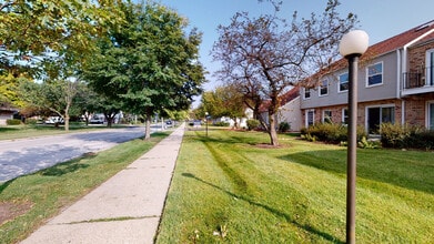 Haven St. Charles in St. Charles, IL - Foto de edificio - Building Photo