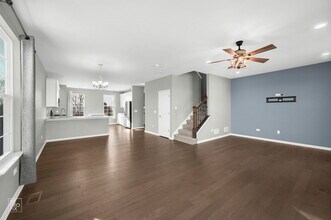 231 Lakeshore Dr in Oswego, IL - Building Photo - Building Photo