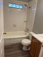 10818 Grafton Hall Rd in Louisville, KY - Building Photo - Building Photo