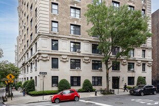 210 Riverside Dr in New York, NY - Building Photo
