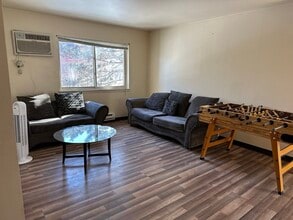 1873 N Green Ln N in Palatine, IL - Building Photo - Building Photo