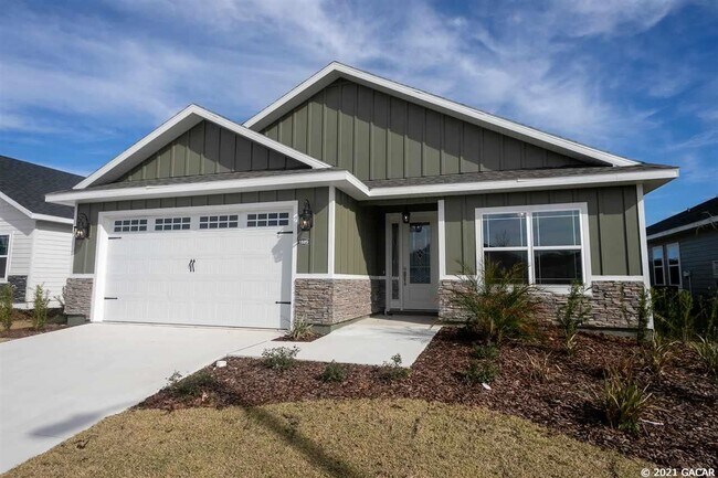 1689 SW 71st CIR in Gainesville, FL - Building Photo - Building Photo