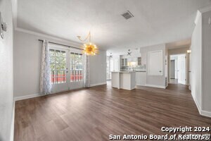 7711 Callaghan Rd in San Antonio, TX - Building Photo