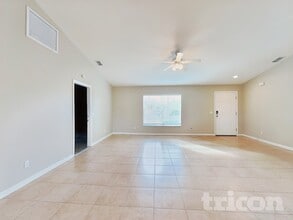 12572 Buffing Rd in Port Charlotte, FL - Building Photo - Building Photo