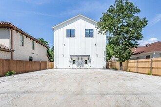 3135 Greene Ave in Fort Worth, TX - Building Photo - Building Photo