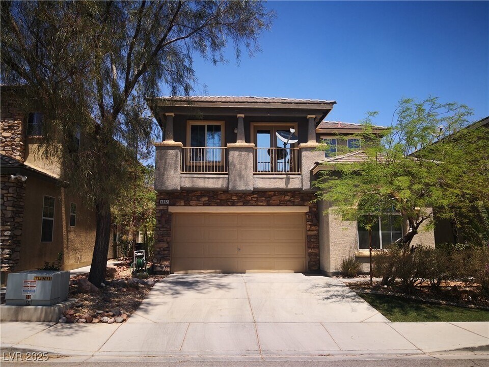 4952 W Moberly Ave in Las Vegas, NV - Building Photo