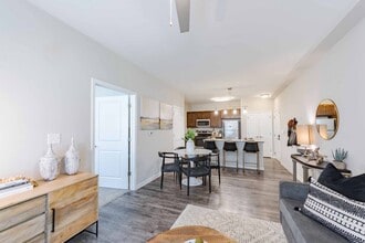 District Vue in Roanoke, VA - Building Photo - Building Photo