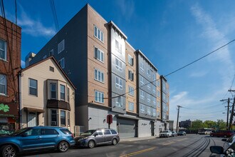 The Cove in Jersey City, NJ - Foto de edificio - Building Photo