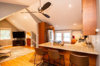 247 Savin Hill Ave in Boston, MA - Building Photo - Building Photo