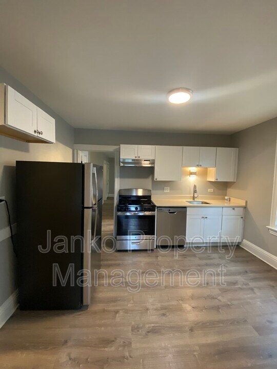 1316 Otto Blvd in Chicago Heights, IL - Building Photo