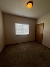 2007 E Whispering Willow Ln in Nampa, ID - Building Photo - Building Photo
