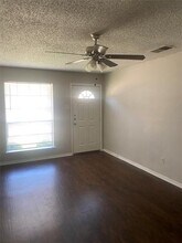 1542 Firebird Dr in Dallas, TX - Building Photo - Building Photo