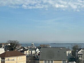 276 Bayside Dr in Highlands, NJ - Foto de edificio - Building Photo